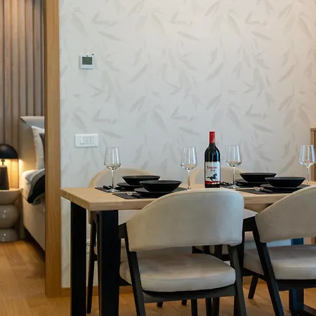Vienna Lux&spa 2 Apartament *